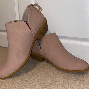 Serra booties